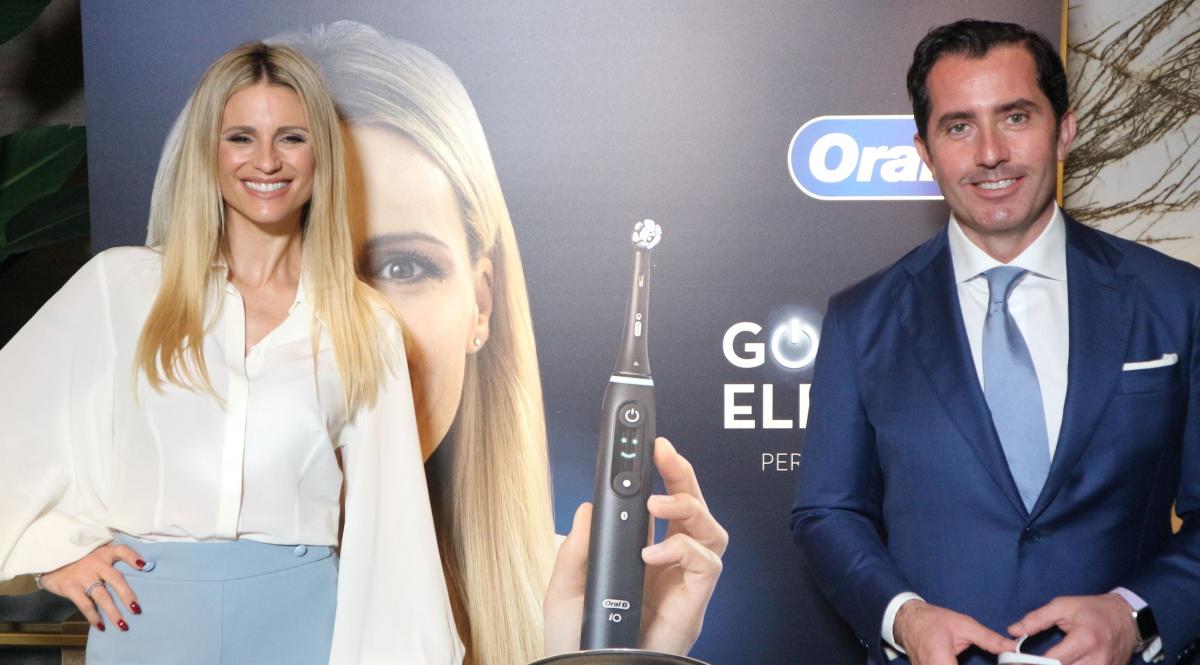 Filippo Graziani al fianco di Michelle Hunziker nella campagna di sensibilizzazione all&#039;uso dello spazzolino elettrico